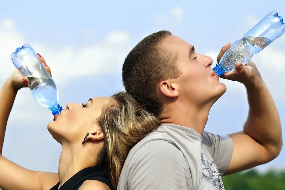 Men vs. Women: Who Needs More Water for Optimal Hydration?